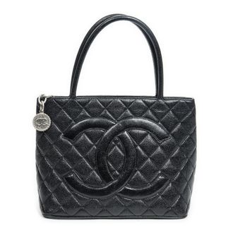 Chanel Medallion Tote Schoudertas