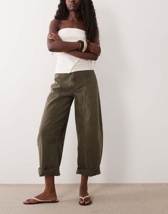 Asos pantaloni barrel con cucitura frontale e risvolto in khaki slavato-Verde