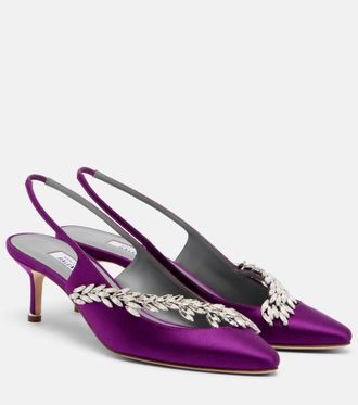 Balenciaga x Manolo Blahnik salones destalonados de sat&eacute;n
