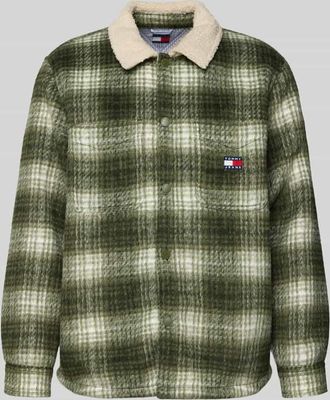 Tommy Jeans Oversized Hemdjacke mit Allover-Muster in Oliv, Größe XXL