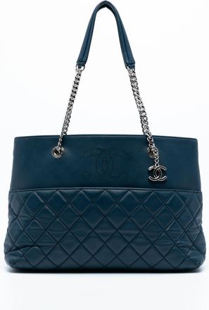 Chanel Pre-owned Womens Medium Quilted Lambskin Urban Delight Tote - Dark Grey Leather - One Size