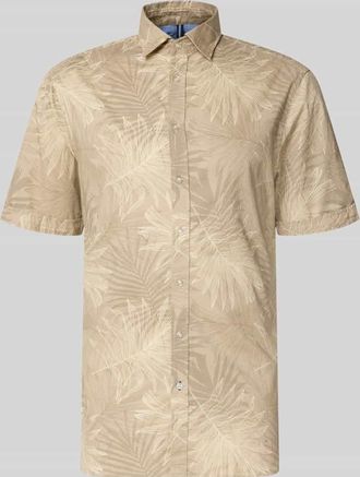 Christian Berg Slim Fit Freizeithemd mit Kentkragen in Sand, Gr&ouml;&szlig;e 3XL