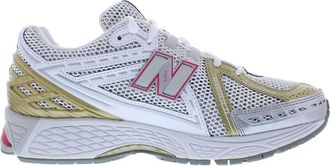 New Balance Mens 1906R Sneakers In Silver Metallic, Dragon Berry, Gold Or Gray Pink
