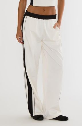 Beach Riot Rumi Shadow Stripe Pants at Nordstrom, Size X-Small