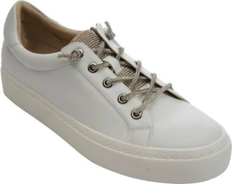 Vaneli Womens Yasin Sneaker In White Nappa