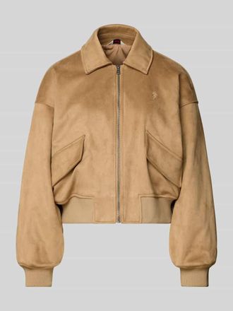 Guess Regular Fit Bomberjacke mit Umlegekragen in Camel, Gr&ouml;&szlig;e XL