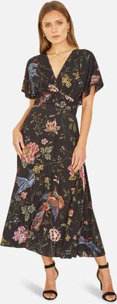 Yumi Short Sleeve V-Neck Ruched Midi Dress in Black at Nordstrom, Size 4