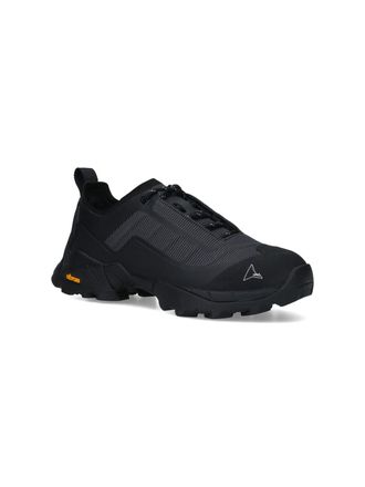 Roa Ribbed Mesh Low-Top Sneaker - Black