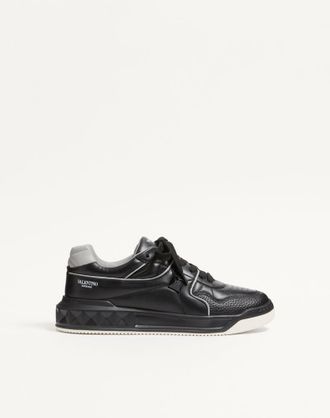 Valentino Garavani One Stud Low-Top Nappa Sneaker Man BLACK 38.5