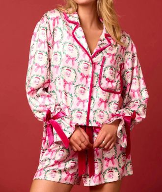 Peach Love California Satin Santa And Bow Print Pajama Set In Pink/white
