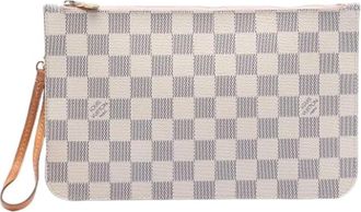 Louis Vuitton Pre-owned Clutches, female, White, Size: ONE SIZE Pre-owned Neverfull Pouch