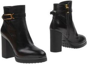 Tod's FOOTWEAR - Ankle boots sur YOOX.COM