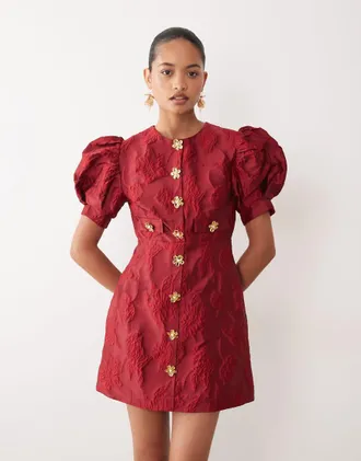 Sister Jane Sister Jane abito mini esclusivo in jacquard rosso con maniche a palloncino e bottoni a fiore dorati