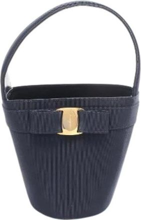 Ferragamo Pre-owned Bucket Bags, female, Black, Size: ONE SIZE Pre-owned Vara Ribbon Suede Handbag