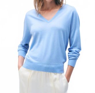 White + Warren Superfine Merino Wool V Neck Sweater In Blue Horizon
