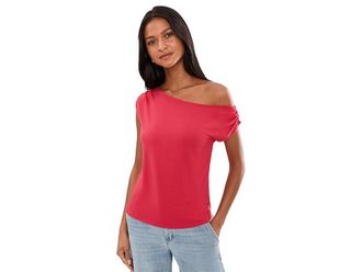 Liverpool L.A. Petite Short Sleeve Asymmetric Off-Shoulder Knit Top Womens Clothing Cherry Rose : PXS, Viscose