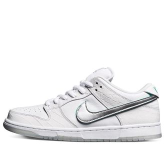 Nike x Diamond Supply Co. SB Dunk Low Pro White Diamond BV1310-100