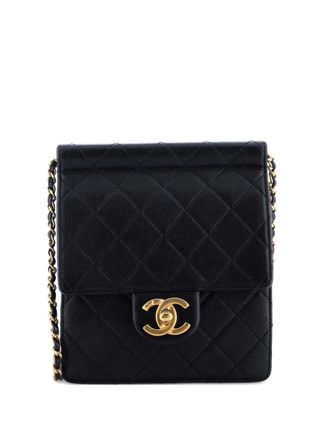Chanel Pearl Chain Flap Bag Quilted Lambskin Small shoulder bag - Nero