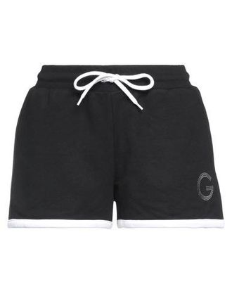 Ga&euml;lle Paris HOSEN & R&Ouml;CKE - Shorts & Bermudashorts auf YOOX.COM
