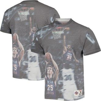 Mitchell & Ness Mens Mitchell & Ness Cleveland Cavaliers Above the Rim Graphic T-Shirt in Gray at Nordstrom, Size Small