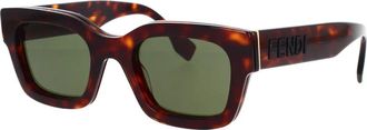 Fendi Vierkante Glamour Zonnebril met Groene Lens - unisex - Zonnebrillen - Bruin - 50 MM - Accessoires