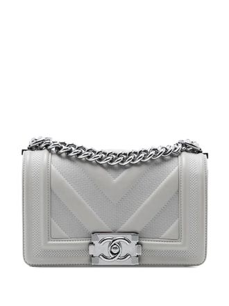 Chanel 2019 Small Chevron Stitched Calfskin Boy Flap crossbody bag - Grigio