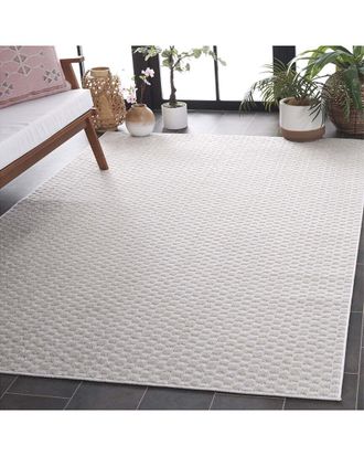 Safavieh Stella Valira Power-Loomed Indoor/Outdoor Rug