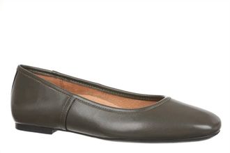 Vionic Women Orinda Classic Flat Shoes In Dark Khaki