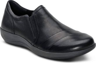 Aetrex Womens Helena Slip On Shoes In Black