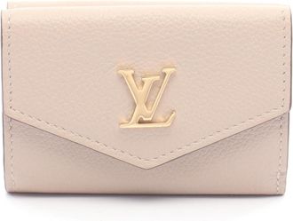 Louis Vuitton Beige Grayish Leather Wallet (Tri-Fold) (Pre-Owned)