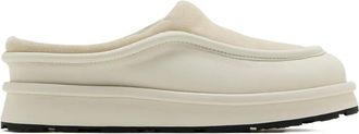 Axel Arigato slip-on suede-leather mules - men - Rubber/Fabric/Rubber/Leather - 43 - White