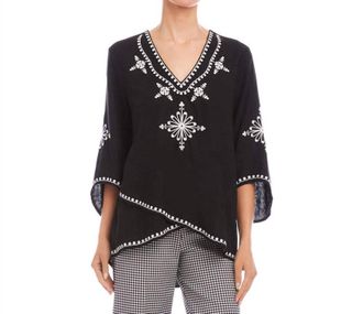 Karen Kane Bracelet Sleeve Embroidered Asymmetric Top In Black With Off White