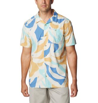 Columbia Mens Pine Canyon Short Sleeve Hiking Shirt, Chalk Floristic, Medium