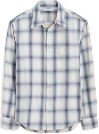 Madewell Plaid Patch Pocket Button-Up Shirt in Smoked Graphite Ombre Fade Pla at Nordstrom Rack, Size Xx-Large