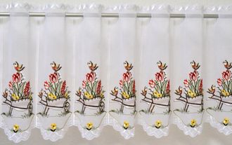 STICKEREIEN PLAUEN Scheibengardine »Schubkarre« Durchzuglöcher 1 Stk. tlg. veredelt mit echter Plauener Spitze Stickerei