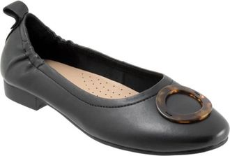 Trotters Womens Trotters Gia Ornament T2324-001 Ballet Flat Black Leather GAL1307