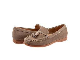 Trotters Dawson Womens Flat Shoes Stone Suede : 7.5 WW (EE)