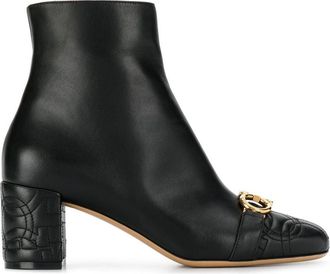 Ferragamo Ferragamo Zeri Quilted Gancini Ankle Boots In Black