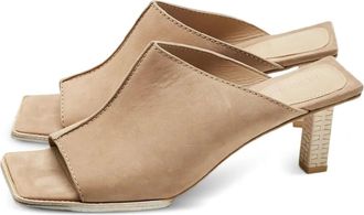 Jacquemus Sandali in pelle scamosciata - Toni neutri