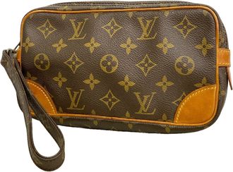 Louis Vuitton Brown Clutch Bag (Pre-Owned)
