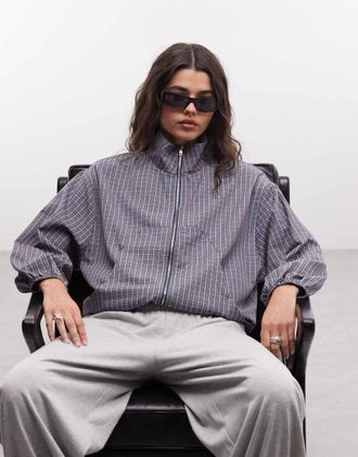 Collusion Top sportivo oversize blu navy e bianco a quadri