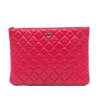Chanel Pre-owned Womens Medium Quilted Lambskin O Case Clutch - Poppy Leather - One Size