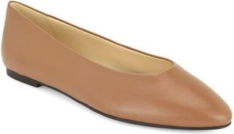 Nine West Valore Flat in Medium Natural at Nordstrom, Size 10.5