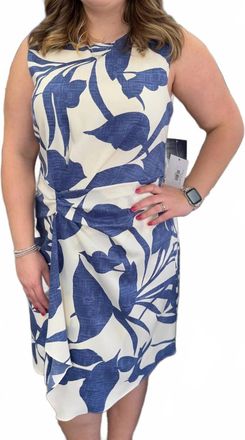 Donna Morgan Faux Wrap Knee Length Dress In Blue