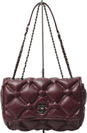 Chanel Matelasse Leather Shoulder Bag (Pre-Owned)