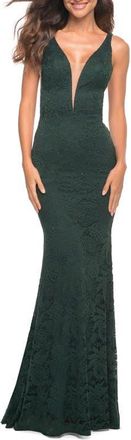 La Femme Chic Stretch Lace Gown with Deep V Neckline in Dark Emerald at Nordstrom, Size 00
