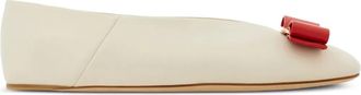 Ferragamo Vanna ballerinas - Beige