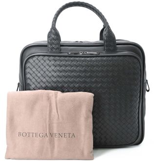 Bottega Veneta Black Intrecciato Boston Bag (Pre-Owned)