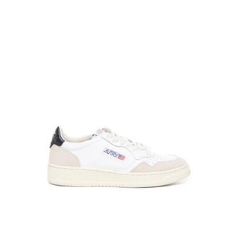 Autry Medalist Veterschoenen in Wit - Dames - Sneakers - Wit - 39 EU - Schoenen