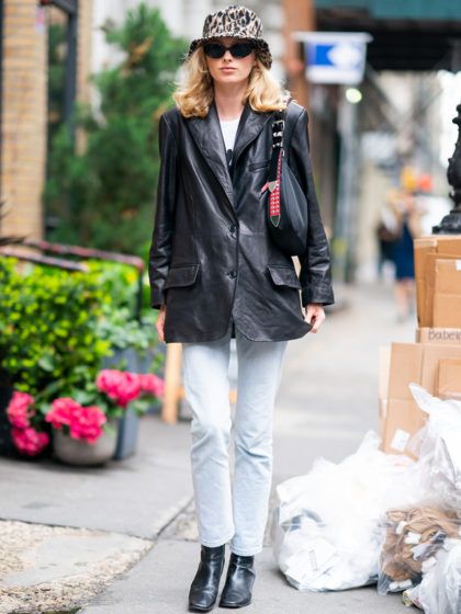 Bye bye chiodo! Ora tutte vogliono la giacca di pelle